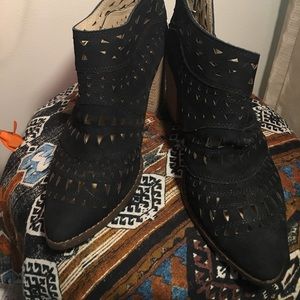 *NEW Sexy Steve Madden ankle boots Size 9.5